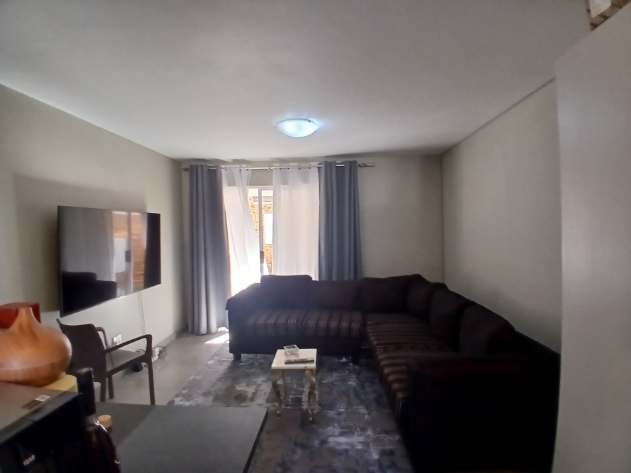2 Bedroom Property for Sale in Albemarle Gauteng