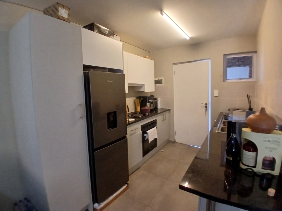 2 Bedroom Property for Sale in Albemarle Gauteng