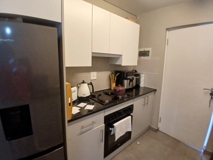 2 Bedroom Property for Sale in Albemarle Gauteng