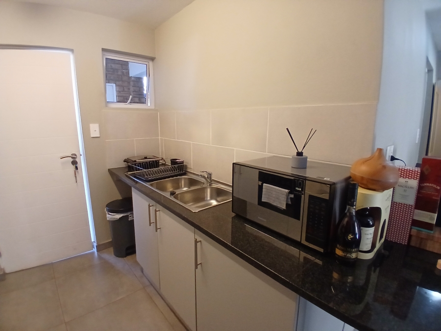 2 Bedroom Property for Sale in Albemarle Gauteng
