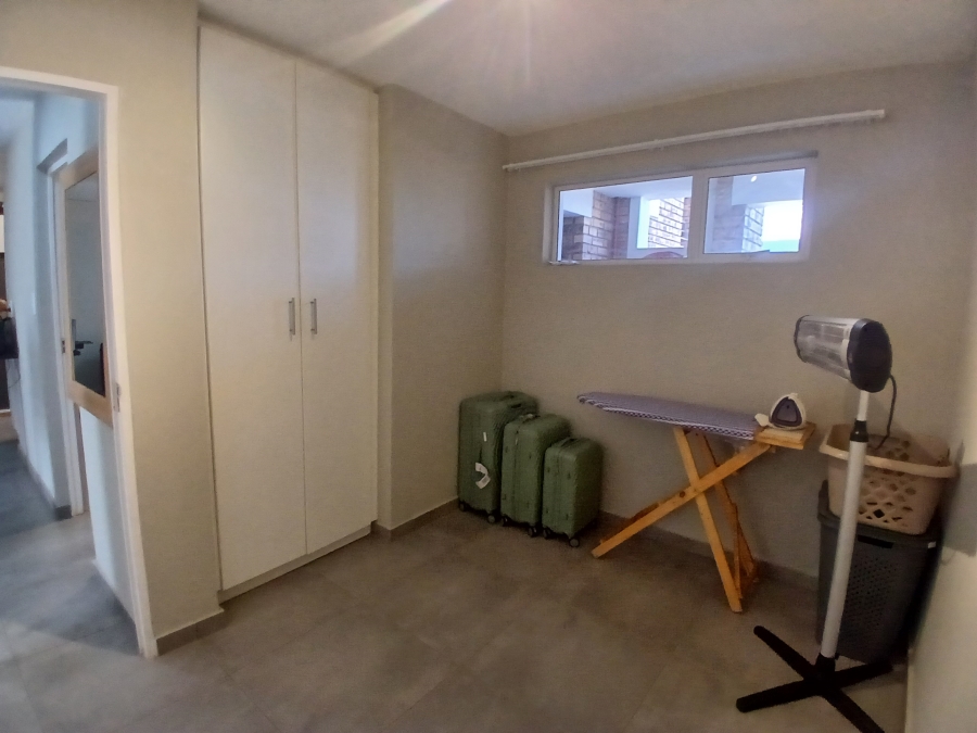 2 Bedroom Property for Sale in Albemarle Gauteng