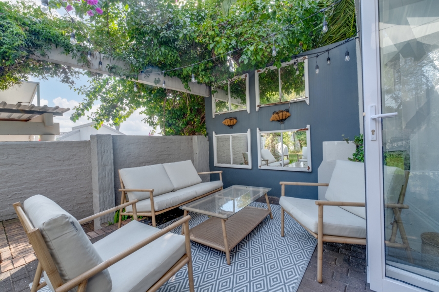 2 Bedroom Property for Sale in Lonehill Gauteng