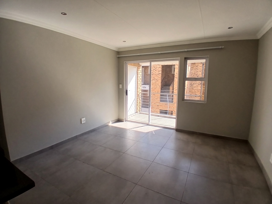 2 Bedroom Property for Sale in Albemarle Gauteng