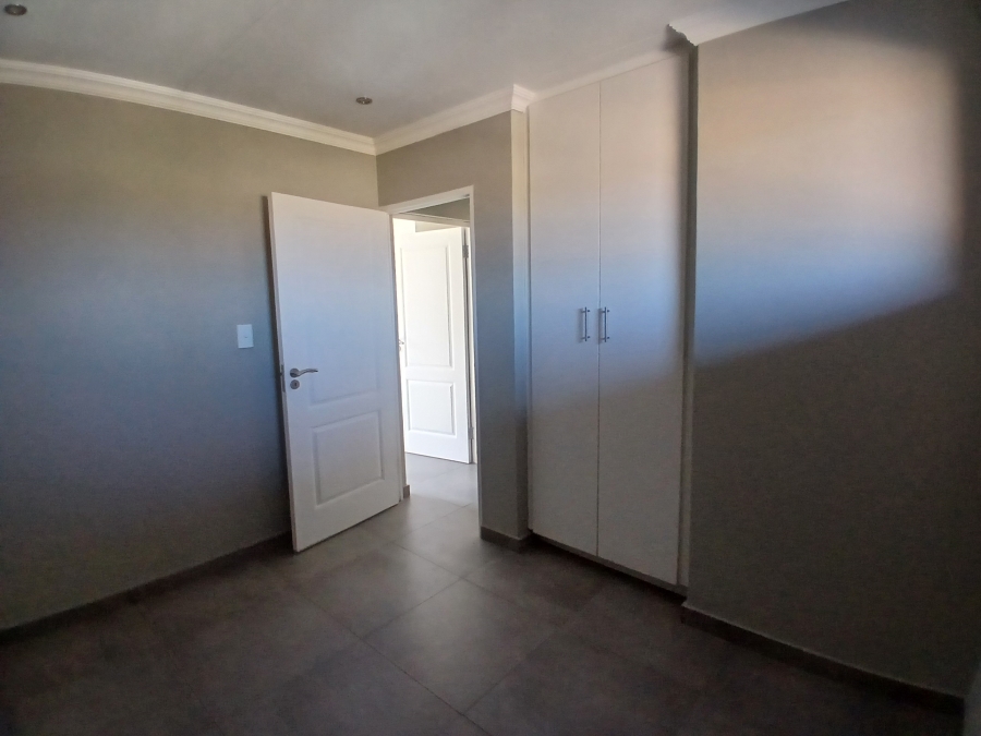 2 Bedroom Property for Sale in Albemarle Gauteng