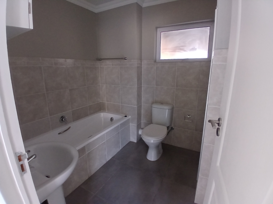 2 Bedroom Property for Sale in Albemarle Gauteng