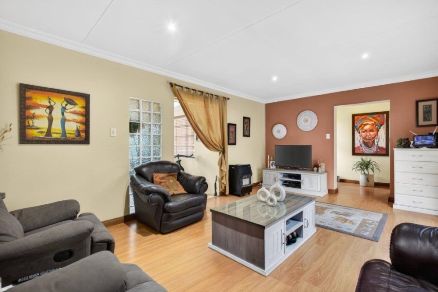 3 Bedroom Property for Sale in Marais Steyn Park Gauteng