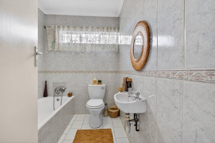 3 Bedroom Property for Sale in Marais Steyn Park Gauteng