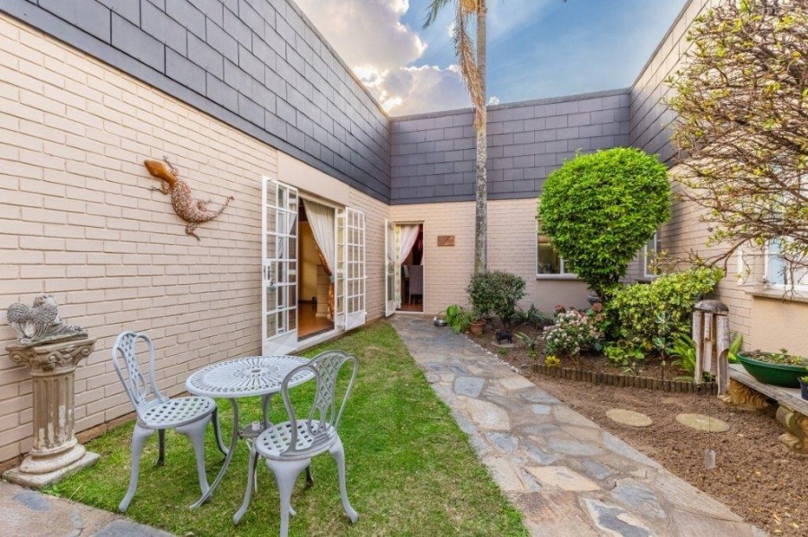 3 Bedroom Property for Sale in Marais Steyn Park Gauteng