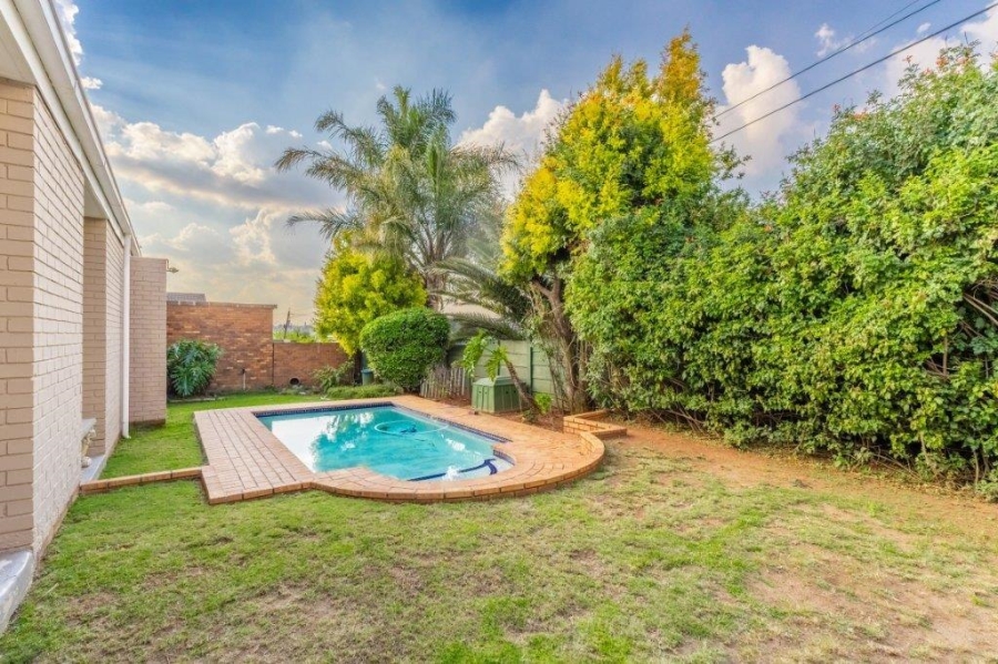 3 Bedroom Property for Sale in Marais Steyn Park Gauteng