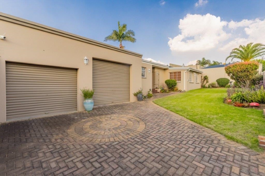 3 Bedroom Property for Sale in Marais Steyn Park Gauteng