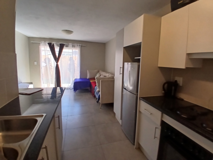 2 Bedroom Property for Sale in Albemarle Gauteng