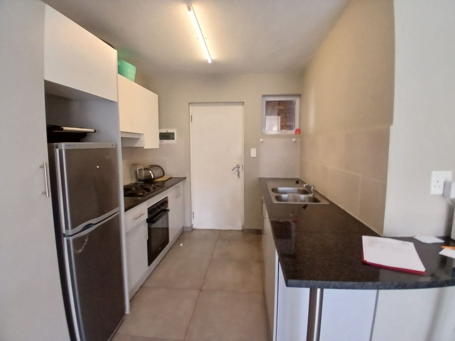 2 Bedroom Property for Sale in Albemarle Gauteng