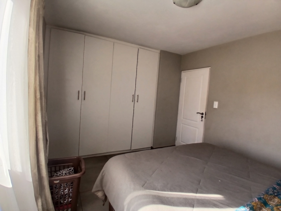 2 Bedroom Property for Sale in Albemarle Gauteng
