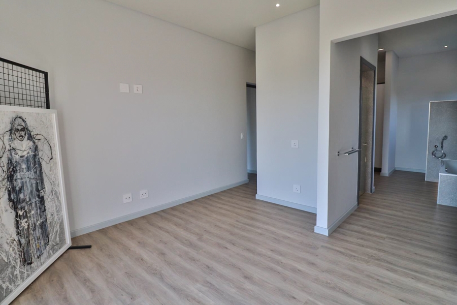 3 Bedroom Property for Sale in Nieuw Muckleneuk Gauteng