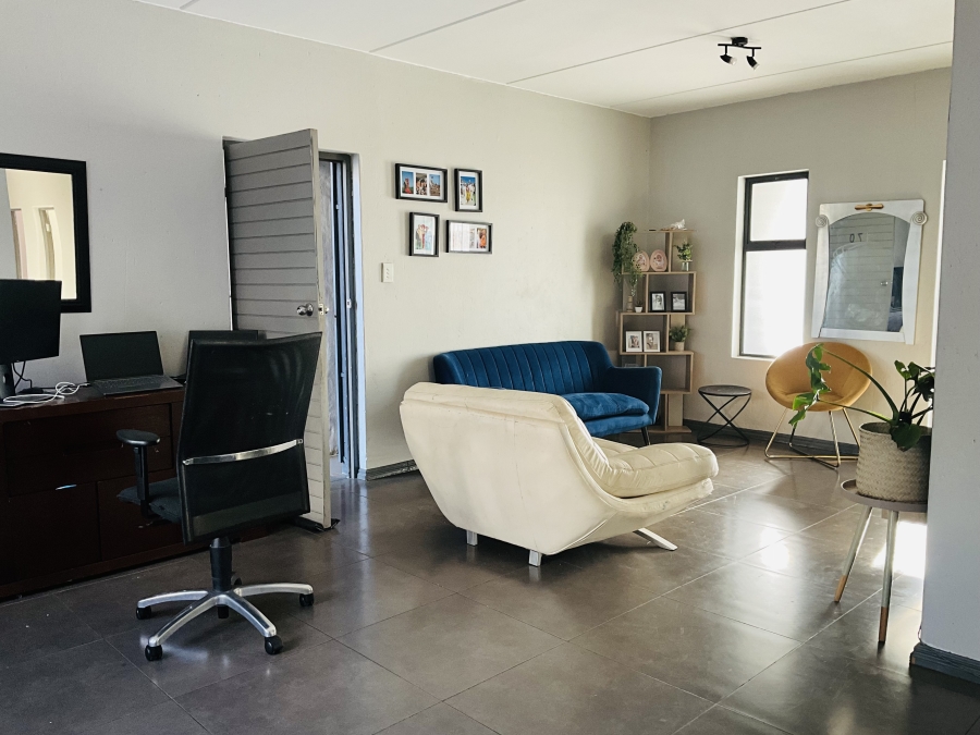 3 Bedroom Property for Sale in Honeydew Gauteng