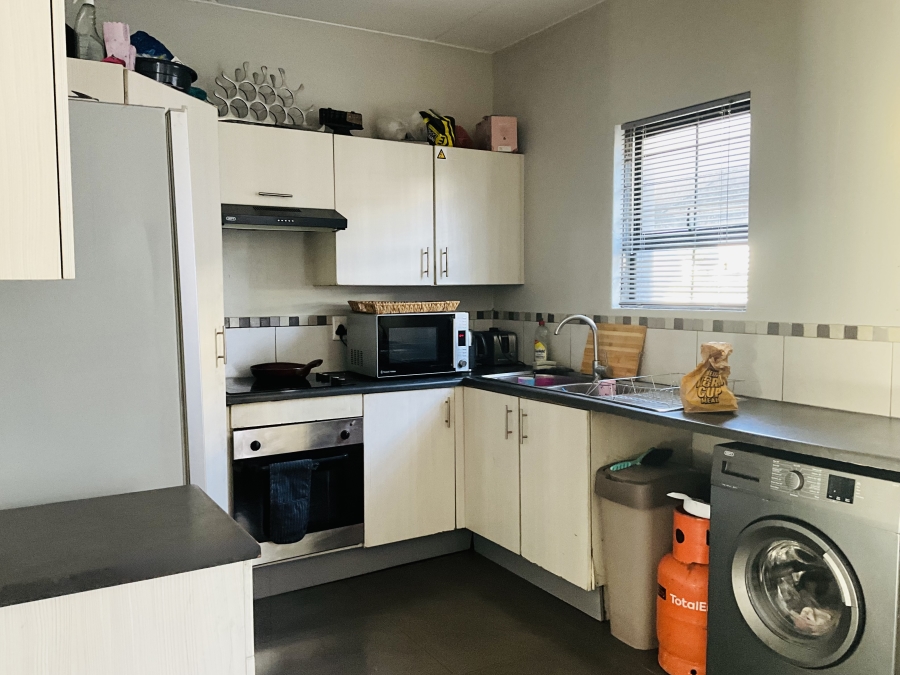 3 Bedroom Property for Sale in Honeydew Gauteng
