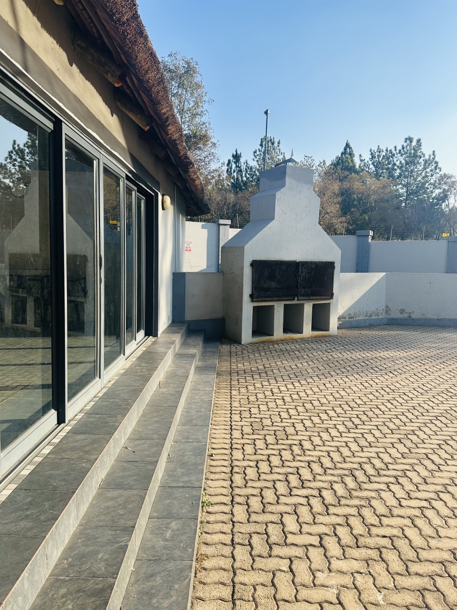 3 Bedroom Property for Sale in Honeydew Gauteng
