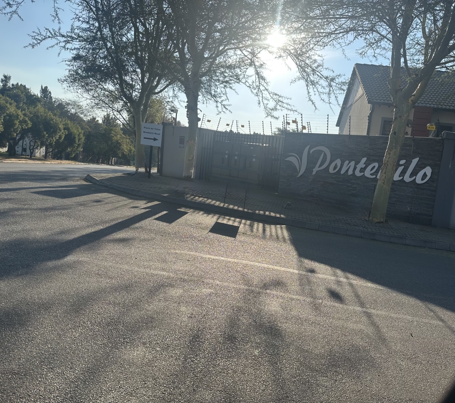 3 Bedroom Property for Sale in Honeydew Gauteng