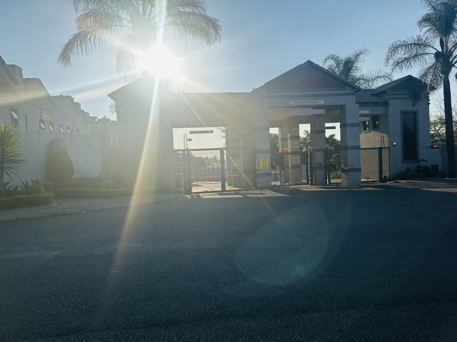 3 Bedroom Property for Sale in Honeydew Gauteng