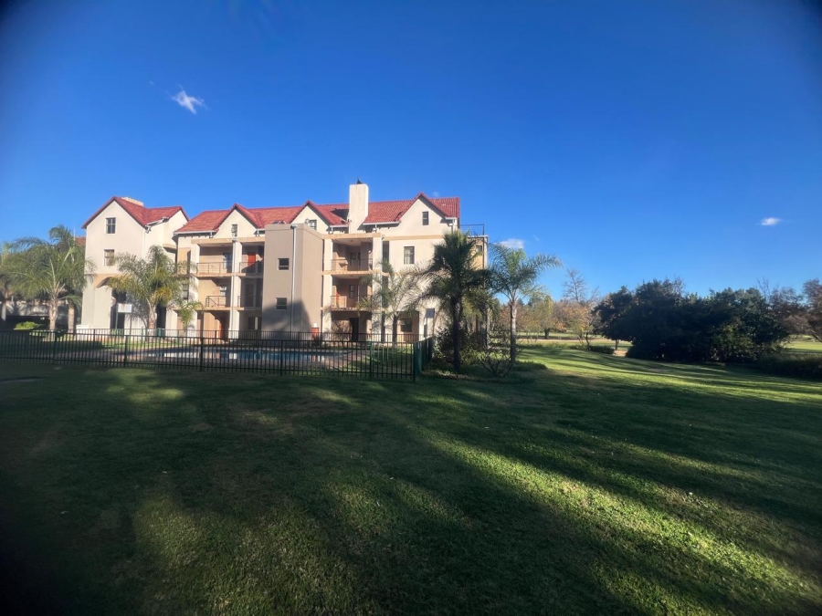 1 Bedroom Property for Sale in Zwartkop Golf Estate Gauteng