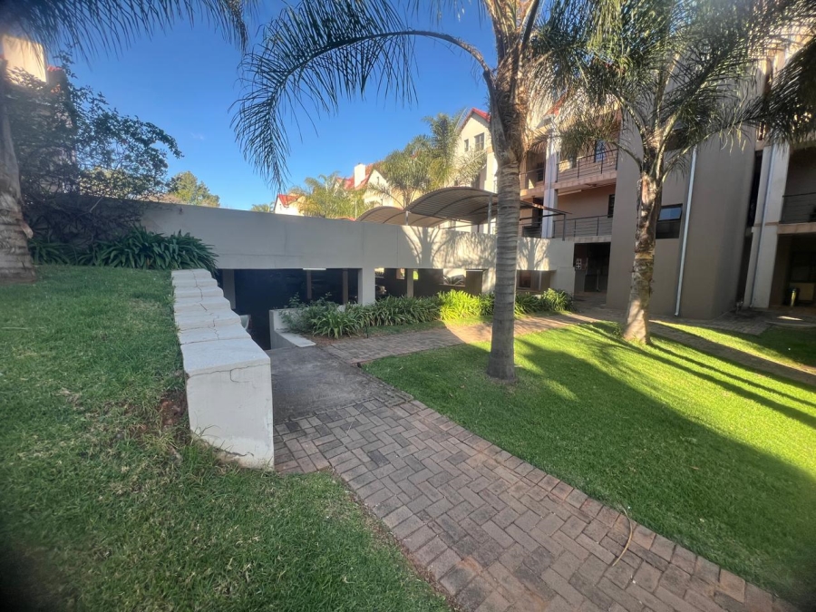 1 Bedroom Property for Sale in Zwartkop Golf Estate Gauteng
