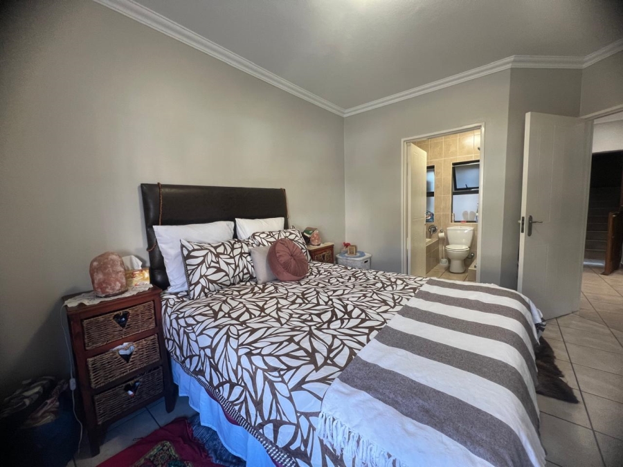 1 Bedroom Property for Sale in Zwartkop Golf Estate Gauteng