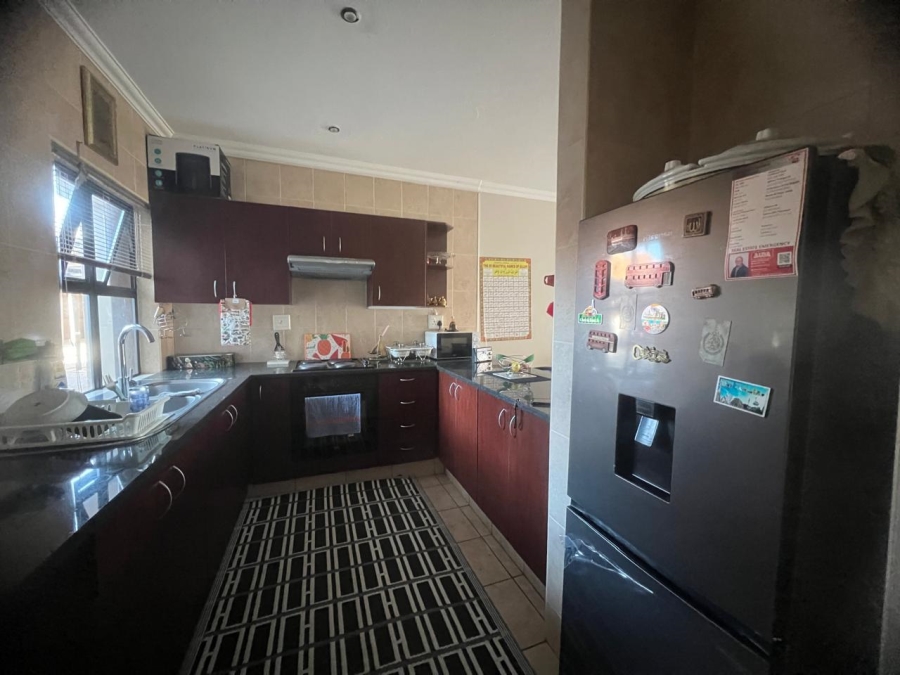 1 Bedroom Property for Sale in Zwartkop Golf Estate Gauteng