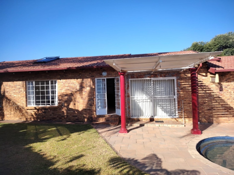 3 Bedroom Property for Sale in Greenhills Gauteng