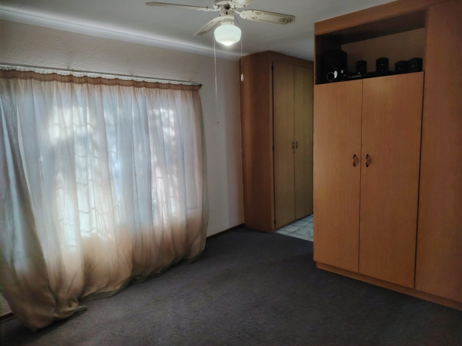 3 Bedroom Property for Sale in Greenhills Gauteng