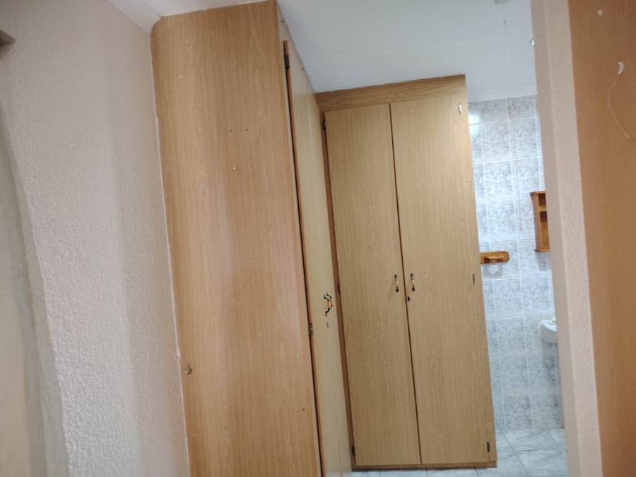 3 Bedroom Property for Sale in Greenhills Gauteng