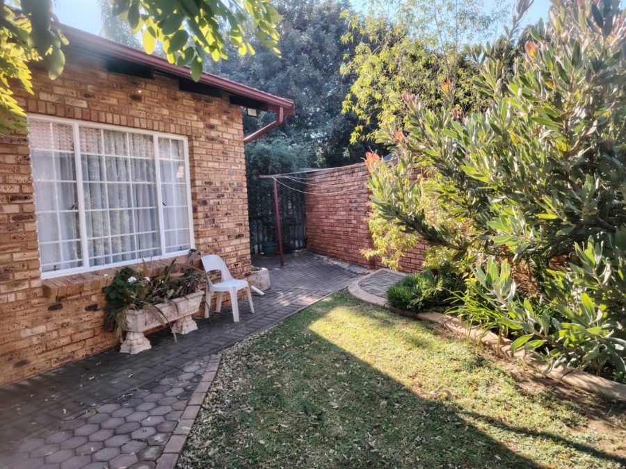 3 Bedroom Property for Sale in Greenhills Gauteng
