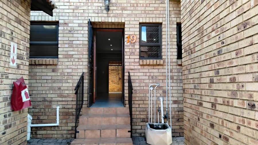 3 Bedroom Property for Sale in Chancliff Ridge Gauteng