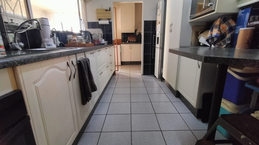 3 Bedroom Property for Sale in Greenhills Gauteng