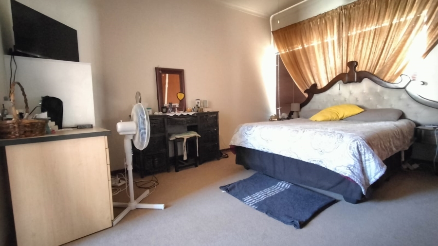3 Bedroom Property for Sale in Greenhills Gauteng