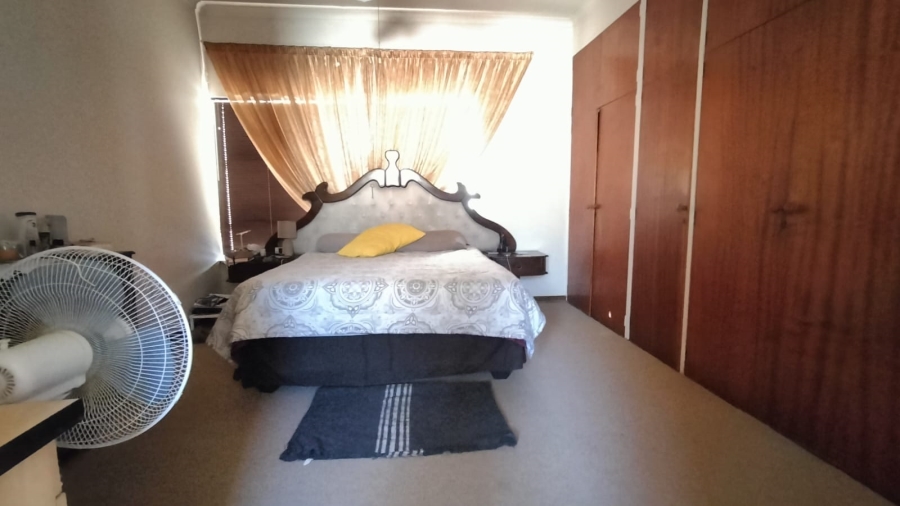 3 Bedroom Property for Sale in Greenhills Gauteng