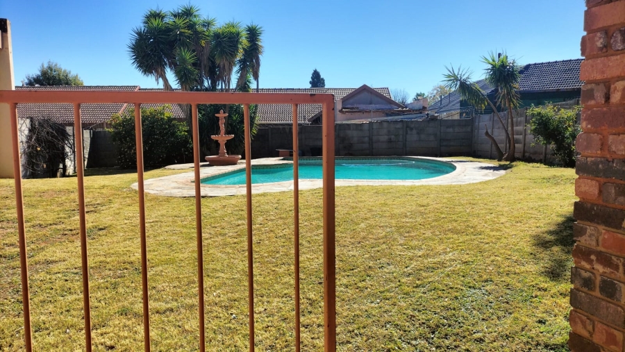 3 Bedroom Property for Sale in Greenhills Gauteng