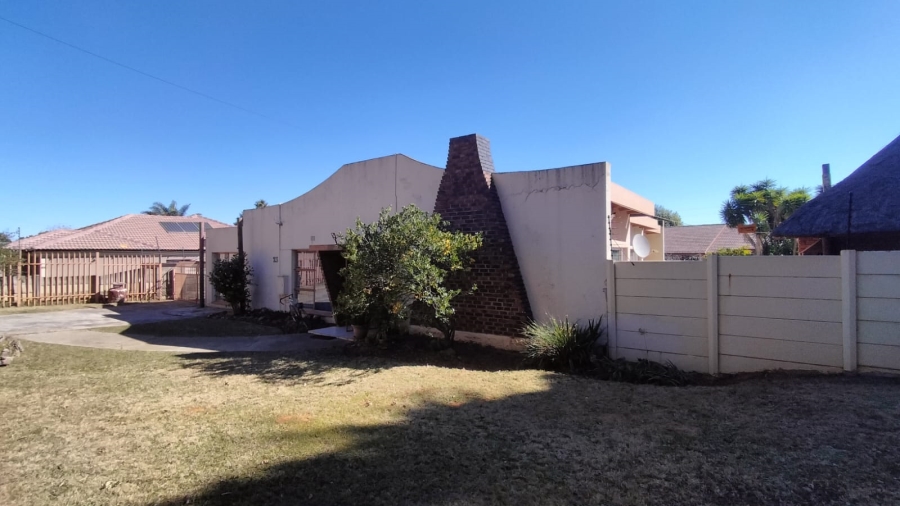 3 Bedroom Property for Sale in Greenhills Gauteng