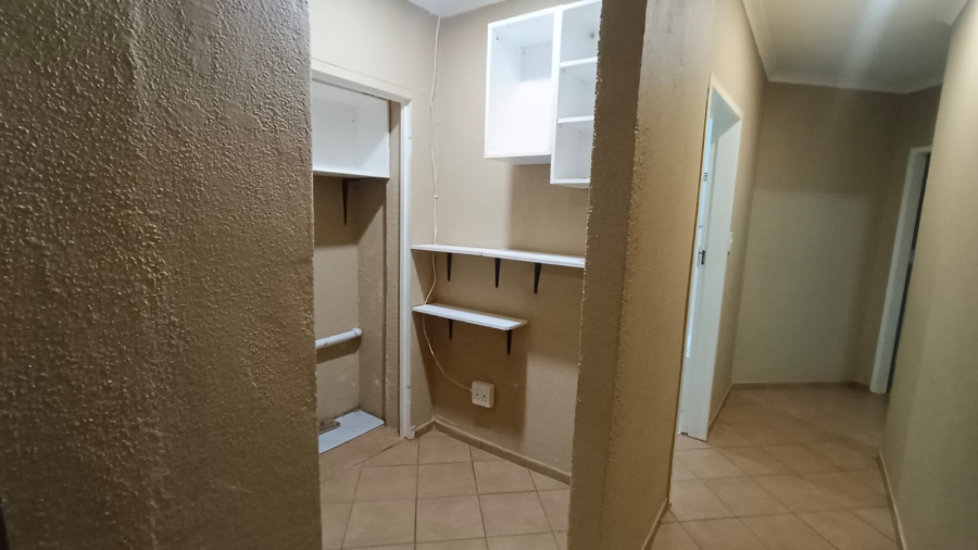 4 Bedroom Property for Sale in Randpoort Gauteng