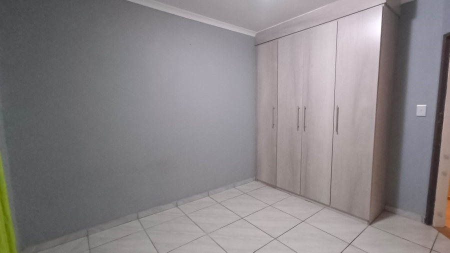 4 Bedroom Property for Sale in Randpoort Gauteng