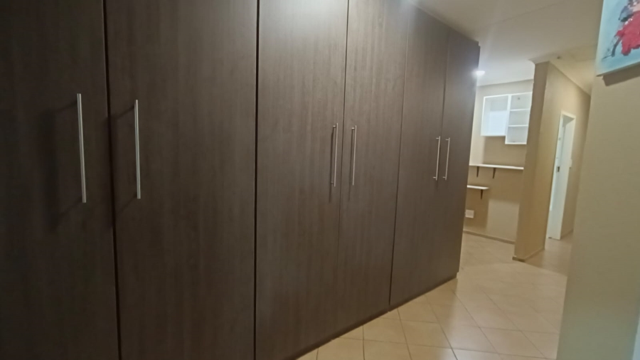 4 Bedroom Property for Sale in Randpoort Gauteng