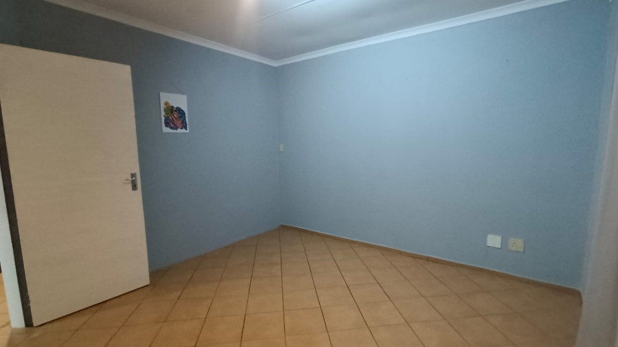 4 Bedroom Property for Sale in Randpoort Gauteng
