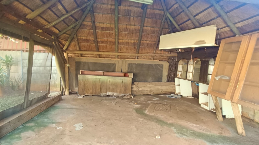 4 Bedroom Property for Sale in Randpoort Gauteng