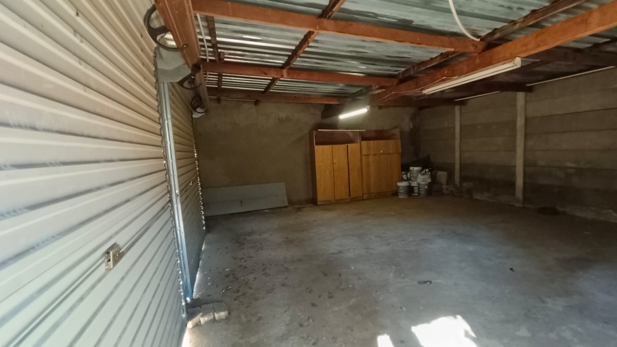 4 Bedroom Property for Sale in Randpoort Gauteng