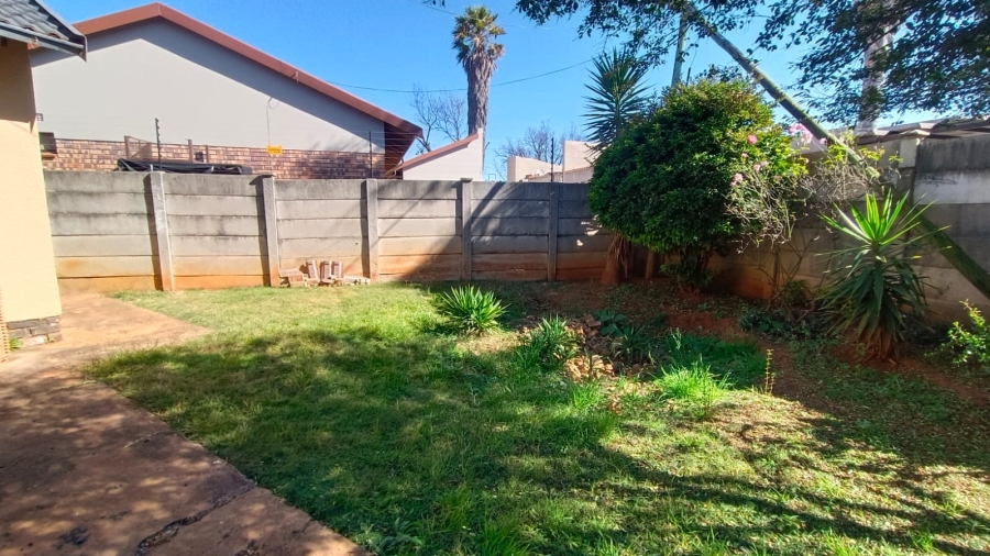 4 Bedroom Property for Sale in Randpoort Gauteng