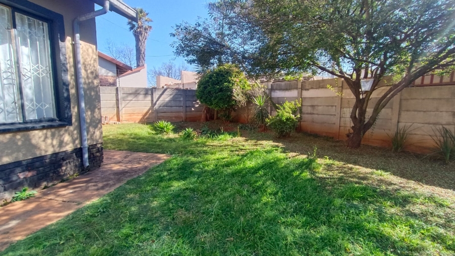 4 Bedroom Property for Sale in Randpoort Gauteng