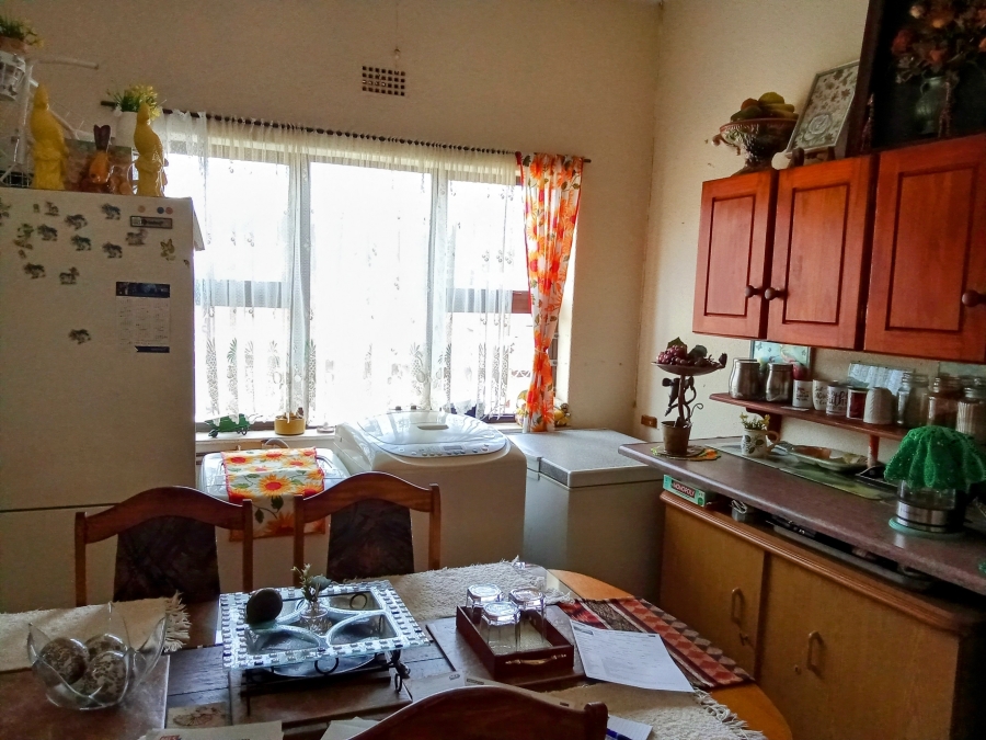 4 Bedroom Property for Sale in Breaunanda Gauteng