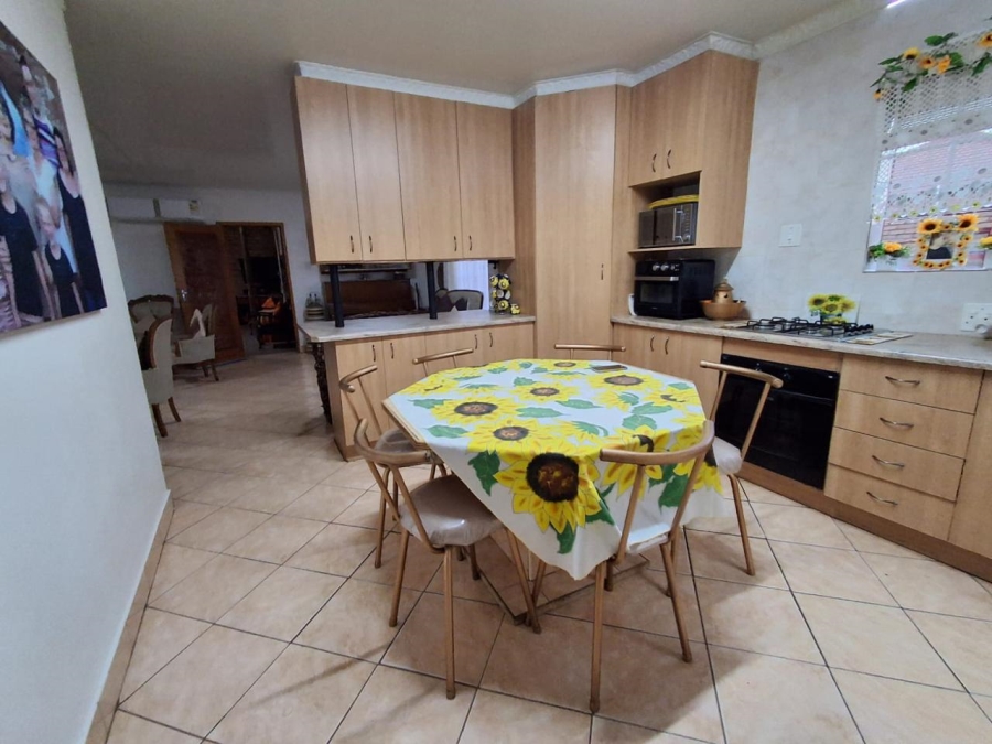 3 Bedroom Property for Sale in Carletonville Central Gauteng