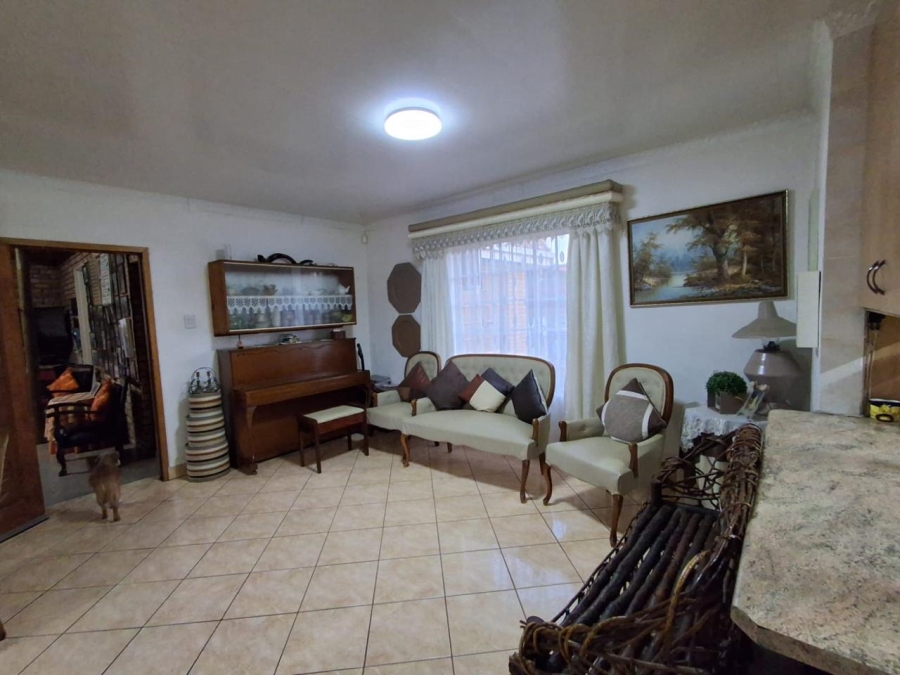 3 Bedroom Property for Sale in Carletonville Central Gauteng