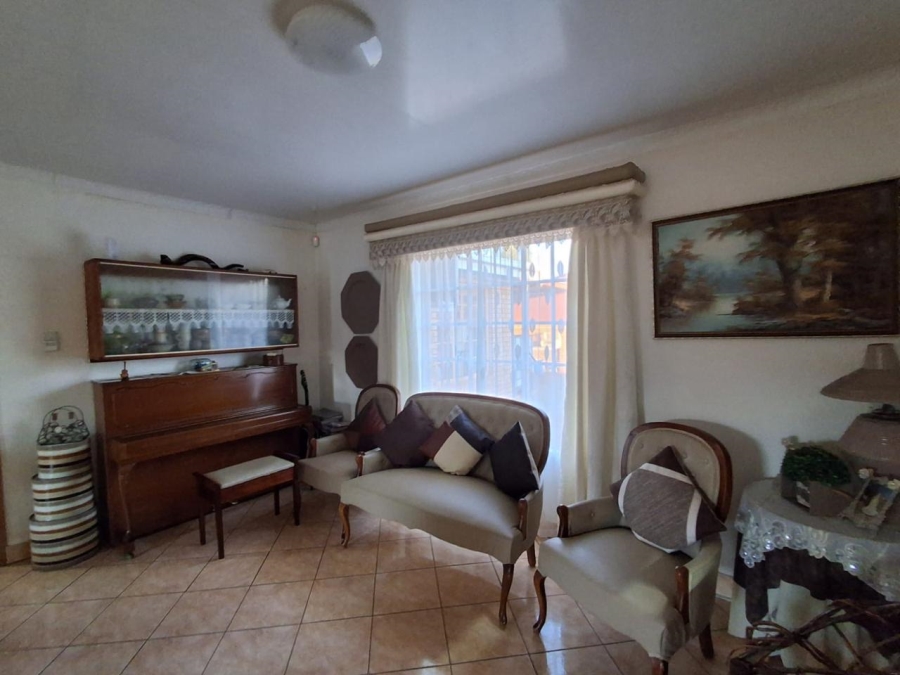 3 Bedroom Property for Sale in Carletonville Central Gauteng