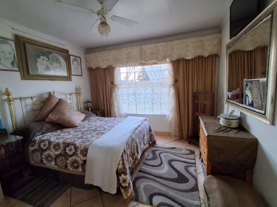 3 Bedroom Property for Sale in Carletonville Central Gauteng